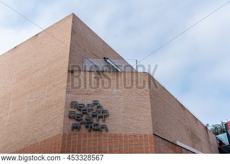 Madrid, Spain - October 10, 2021: San Anton Market In Chueca Neighbourhood. It Is Refurbished Market