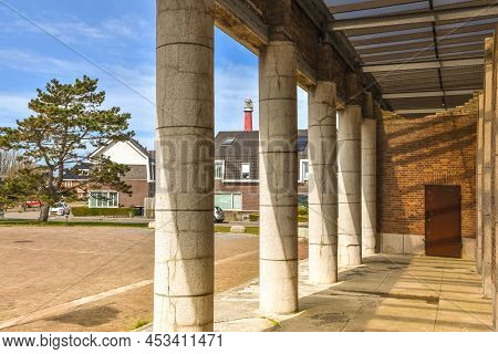 Den Helder, Netherlands, April 2022. The Renovated Library Of Den Helder. High Quality Photo