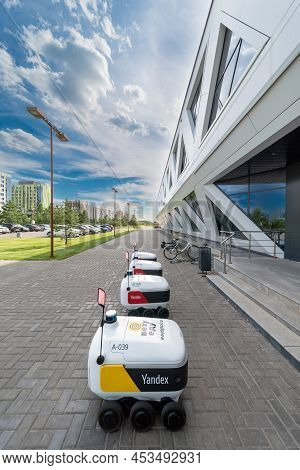 Innopolis, Russia - 08 01 2021: Yandex.rover Self-driving Delivery Robots From The Russian It Giant 