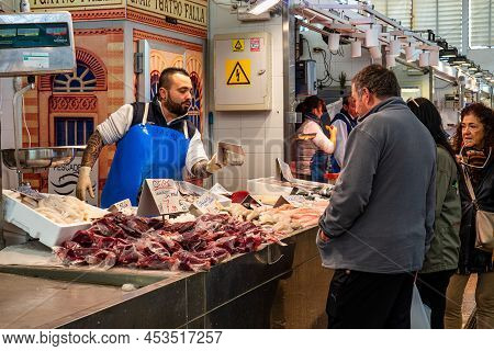 Cadiz, Spain - Nov 16, 2021: Shopping In Cadiz Downtown Market, Mercado Central De Abastos. Cadiz, A