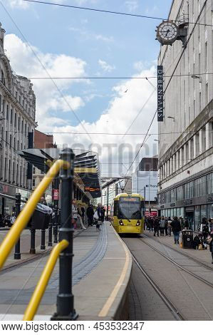 Manchester, England, Uk - 13 April, 2022 City Centre Of Manchester During Springtime. Tram Station N