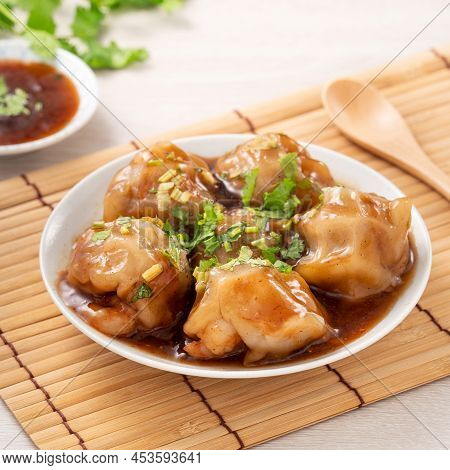 Bawan (ba Wan), Taiwanese Meatball Delicious Street Food.