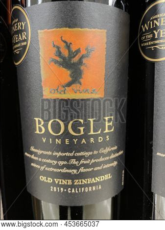 Grovetown, Ga Usa - 12 15 21: Wine On A Retail Store Shelf Bogle 2019 California