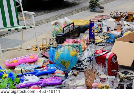 Hodonin, Czech Republic - April 23. 2022: Bazaar, Outdoor Sale Of Older Things Already Used. Illustr