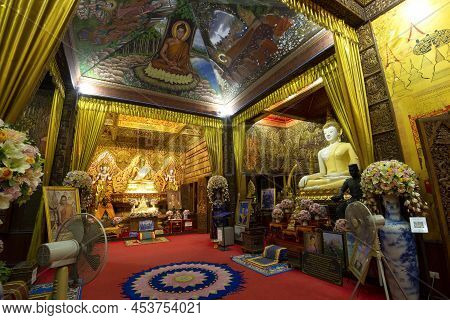 Chiang May, Thailand - December 21, 2018: Interior Of Viharn On The Wat Bupparam Buddhist Temple