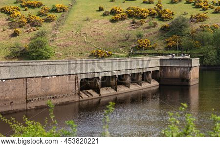 Meldon Dam Reservoir On The West Okement River, Dartmoor National Park, Devon, Uk