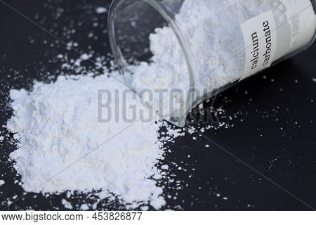 Calcium Carbonate Powder Is Used In Laboratory Or In The Industry