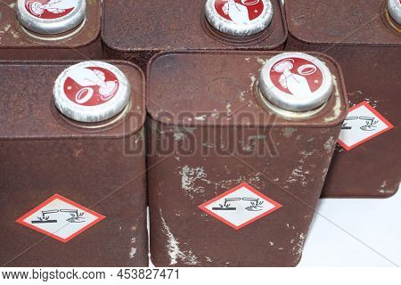 Red Rust On The Old Metal Surface ,corrosive By Chemical, Corrosive Chemical Symbol
