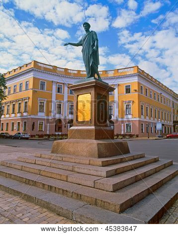 Pomník vévody De Richelieu v Oděse na Ukrajině