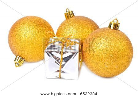 ของตกแต่งวันคริสต์มาสทองคำและของที่ระลึก