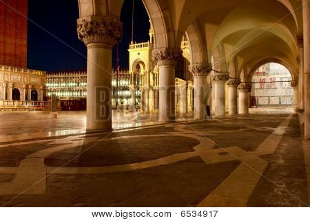 Venedig in der Nacht