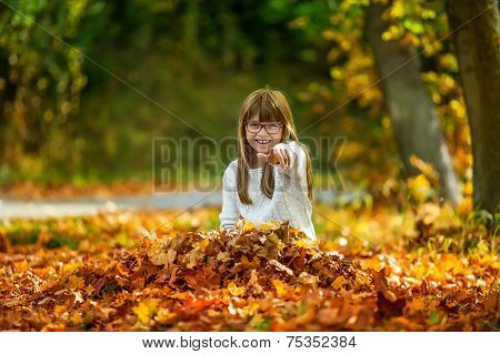 Autumn girl