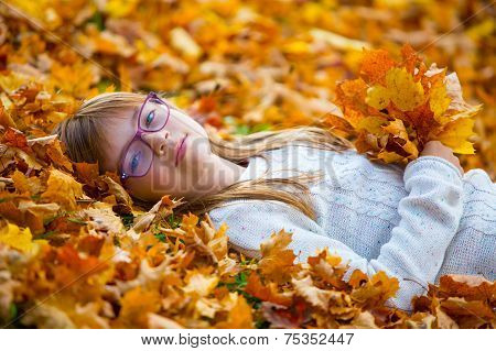 Autumn girl