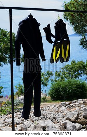 Clothing from diving