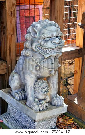 Mithological lion statues