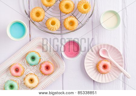 Mini Bundt Cakes