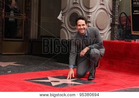 LOS ANGELES - JUL 1:  Paul Rudd at the Paul Rudd Hollywood Walk of Fame Star Ceremony at the El Capitan Theater Sidewalk on July 1, 2015 in Los Angeles, CA