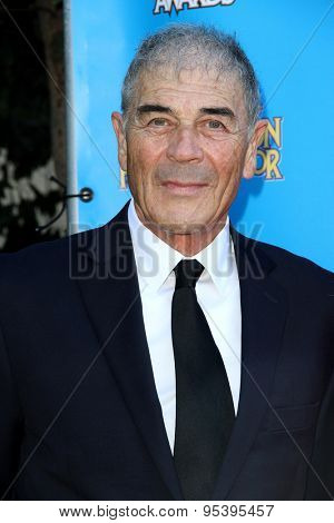 BURBANK - JUNE 25: Robert Forster arrives at the 41st Annual Saturn Awards on Thursday, June 25, 2015 at the Castaway Restaurant in Burbank, CA.