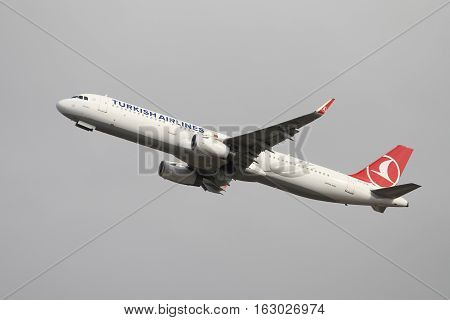 Airplane Takes Off