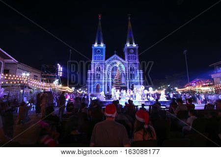 CHANTHABURI, THAILAND - DECEMBER 25, 2016 : Merry Christmas, The Catholic Church (Maephra Patisonti Niramon) at night.