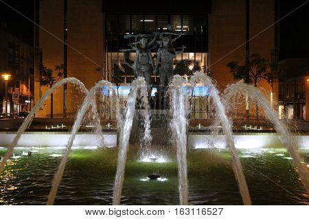 The Lis and Lena's Sculpture by Master Lagoa Henriques, 1973, Leiria, Portugal.