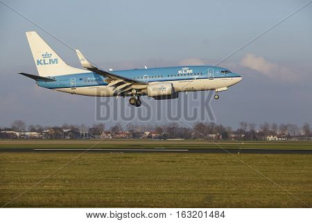 Amsterdam Airport Schiphol - Klm Boeing 737 Lands