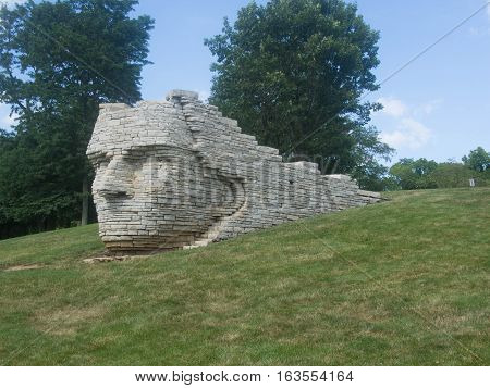 Wyandot Chief Leatherlips stone monument in a park in Dublin Ohio