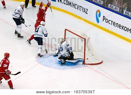 M. Karnaukhov (69) Miss A Point