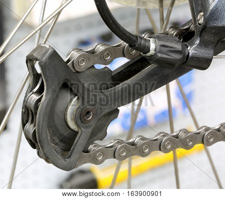 Derailleur Gears Is A Transmission System On Bicycles