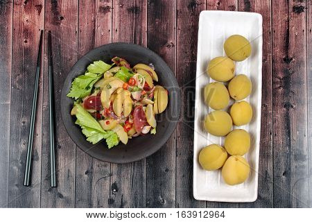 Spicy Sour Chinese Sausage Salad With Peach Honey - Compote .