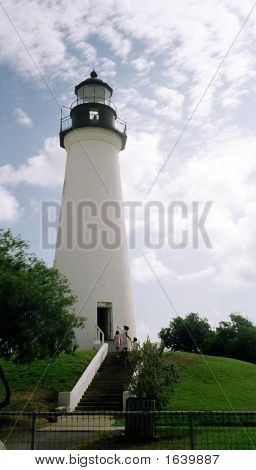Lighthouse1