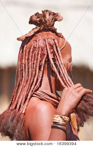 Mujer himba en Namibia
