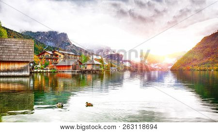 Idyllic Autumn Scene In Grundlsee Lake. Location: Resort Grundlsee, Liezen District Of Styria, Austr
