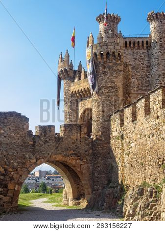 Bridge, Gate And Moat Of The 12th Century Templar Castle (castillo De Los Templarios) - Ponferrada, 