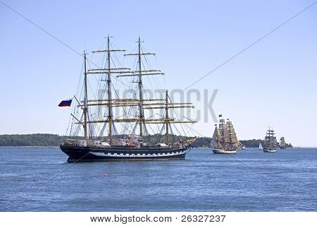 哈利法克斯、 新斯科舍省-6 月 20 日： Kruzenshtern，来自俄罗斯的世界第二大艘大船，