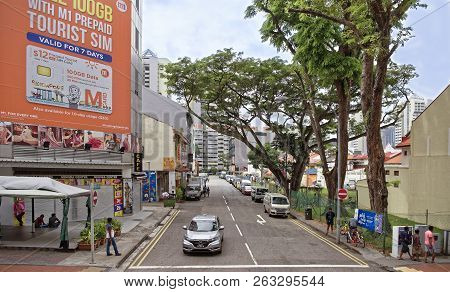 Singapore, Singapore- August 09, 2018:  Small Open Park On Hindoo Rd. On The Street Pedestrians And 