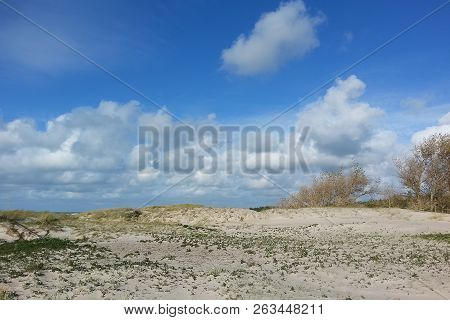 Seascape On The Baltic Coast. Nature Preserve With Long Sandy Seashore Kursiu Nerija, Curonian Spit.