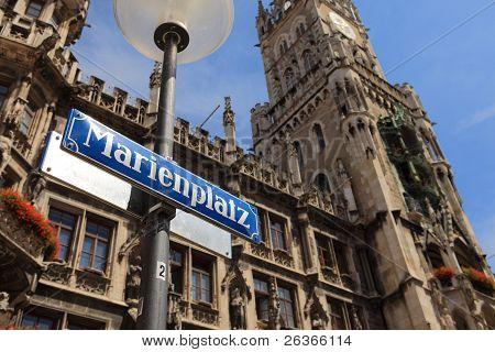 Marienplatz Münih