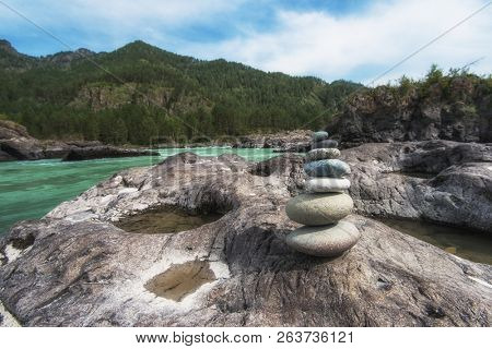Katun river, in the Altai mountains, Siberia, Russia