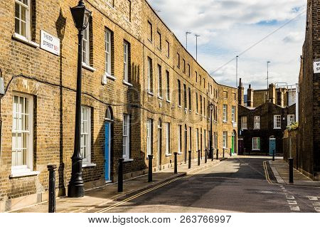London October 2018. A View Of Beautiful Georgian Streets In Waterloo In London.