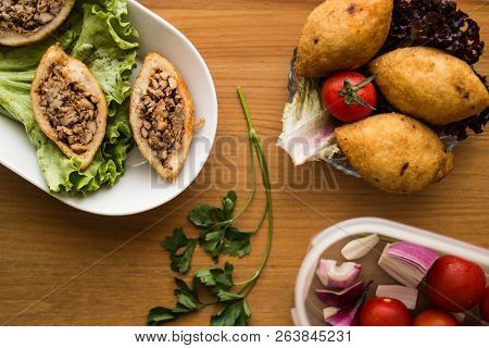 Icli Kofte / Stuffed Meatball Falafel.