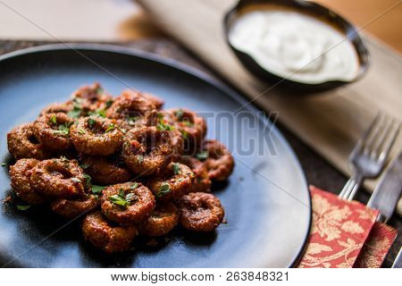 Fellah Koftesi With Yoghurt / Bulgur Meatball