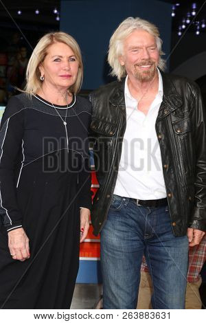 LOS ANGELES - OCT 16:  Joan Templeman Branson, Sir Richard Branson at the Sir Richard Branson Star Ceremony on the Hollywood Walk of Fame on October 16, 2018 in Los Angeles, CA