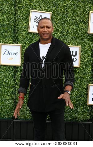 LOS ANGELES - OCT 14:  David Ramsey at the CW Network's Fall Launch Event  at the Warner Brothers Studios on October 14, 2018 in Burbank, CA