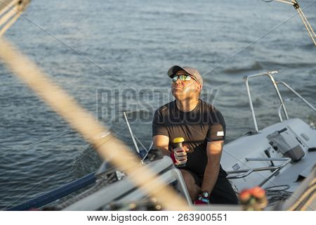 Yaghting Adventure People On The High Sea
