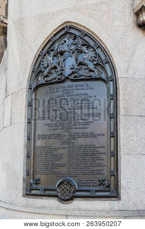 London October 2018. A View Of A Broze Inscribes Shield On Tower Bridge In London