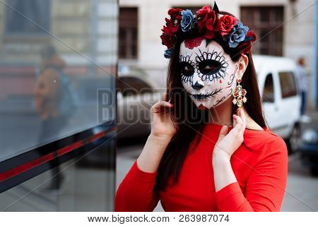 Portrait Of A Girl In The City With A Make-up, Make-up For Halloween, Day Of The Dead, Zombies. Dead
