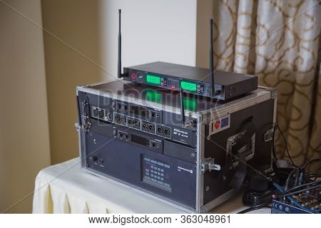 Millenium Sp 8 Splitter . Beyerdynamic Sis . Hearing Protection . This Dual Interpreter Console Is D