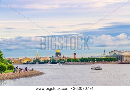 Cityscape Of Saint Petersburg Leningrad City, Palace Bridge Bascule Across Neva River, Saint Isaacs 