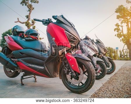 Kanchanaburi, Thailand - January 12, 2020 : Yamaha X-max Gang Were Parking In The Line For Meeting A